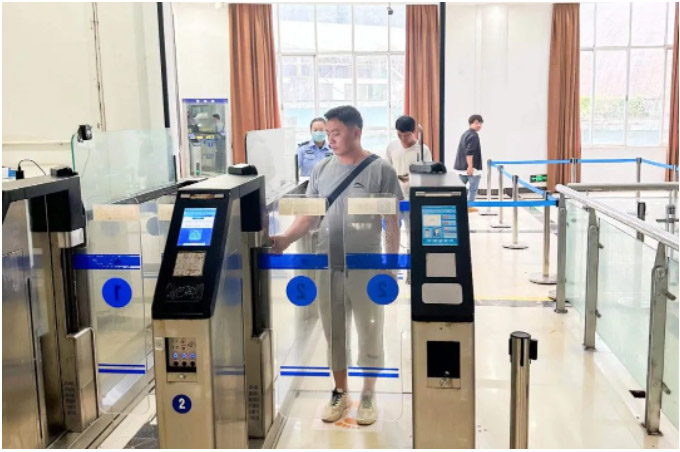全国口岸恢复边检快捷通关 开云(中国)kaiyun·官方网页版,全力做好升级、运维保障工作